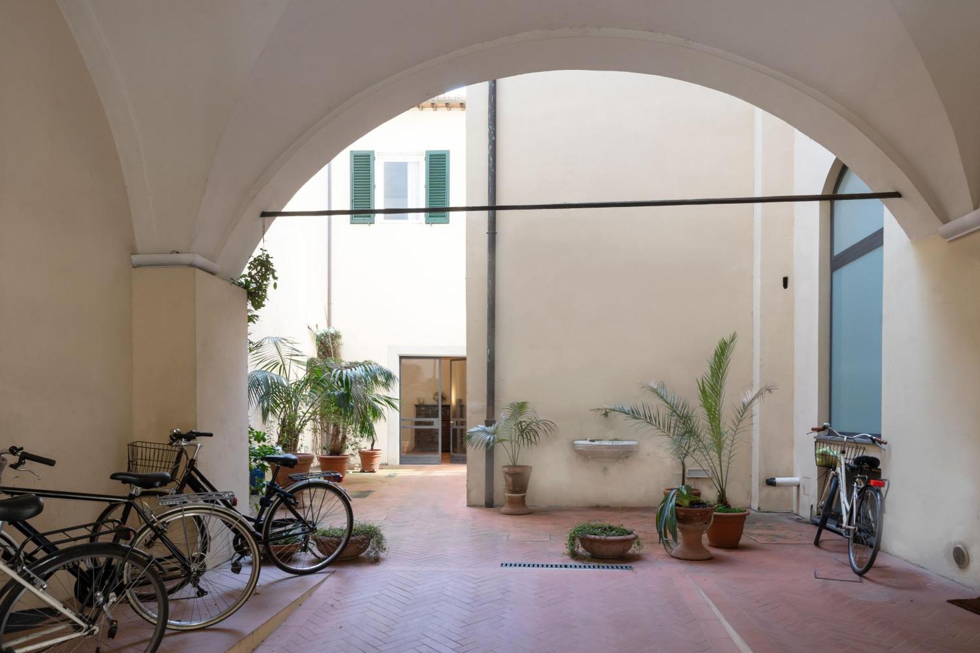 Characteristic Apartment In The Center Of Florencia Exterior foto